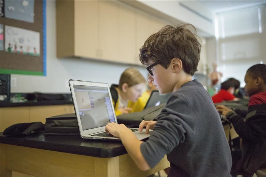 Echo Horizon Science Lab 